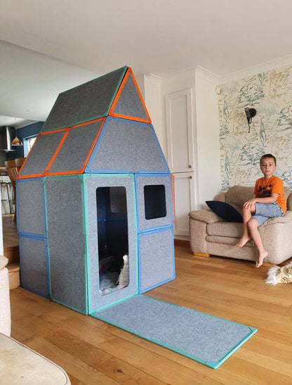 Kit Maison Modulaire Magnétique – Panneaux Créatifs pour Enfants (16 pièces)