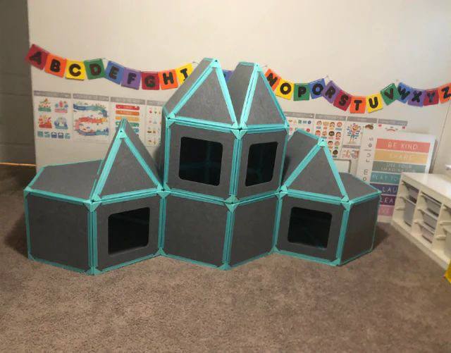 Kit Maison Modulaire Magnétique – Panneaux Créatifs pour Enfants (16 pièces)